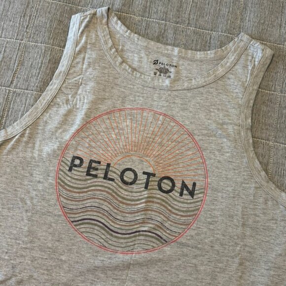 Peloton Tanktop 3XL - Picture 2 of 3